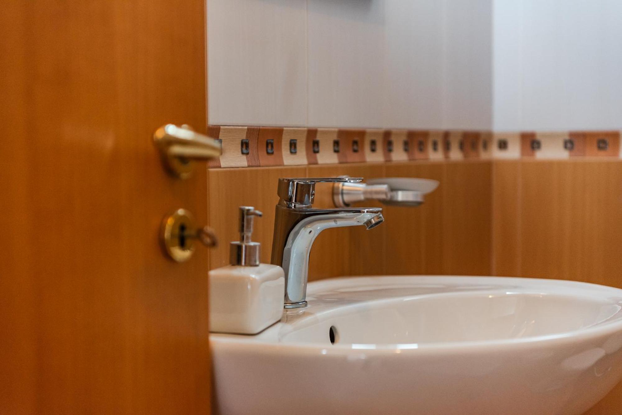 Belleview Apartment 4 Вльора Екстер'єр фото