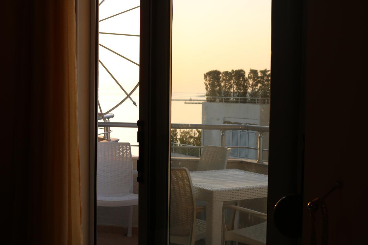 Belleview Apartment 4 Вльора Екстер'єр фото